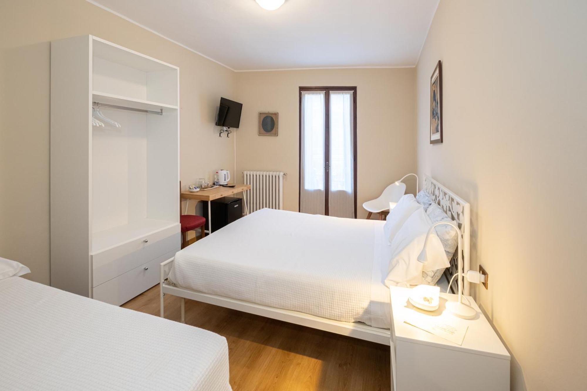 Bed and Breakfast Il Grifo à Lenno Extérieur photo